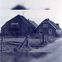 Dwarshuisboerderij De Geer aan de Binnenweg in 1981. Bron: Regionaal Archief Zuid-Utrecht (RAZU), 353.