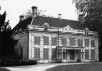 Huize Nieuw-Amelisweerd in 1965 net na de verkoop aan de gemeente Utrecht. Bron: Het Utrechts Archief, beeldbank.