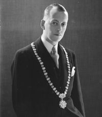 Portret van jhr. mr. C.J.A. de Ranitz (1905-1983) in 1948, burgemeester van Utrecht van 1948 tot 1970. Bron: Het Utrechts Archief, catalogusnummer: 821134.