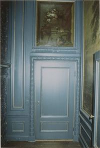 Kasteel Heemstede. Gedeelte van de wand in de Blauwe Kamer met schilderstuk en deur naar de hal, Heemsteedseweg 26, O.J. Wttewaall, 1980, Regionaal Archief Zuid-Utrecht, identificatienummer: doos09 (041590).