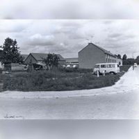 De Vlierweg met de hoek met de Pr. Clausstraat rond 1970 voordat op deze plek weer bebouwing zou komen. Bron: Regionaal Archief Zuid-Utrecht (RAZU), 353, 41158.