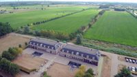 Luchtfoto van de nieuwe oranjerie/koetshuizen behorend bij het kasteel Heemstede richting het noordoosten gezien op maandag 15 juni 2020 (1). Foto: Bert Goes.