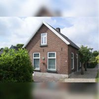Huis aan het Molenpad in Schalkwijk in 2009. Foto: O.J. Wttewaall. Bron: RAZU, 353.
