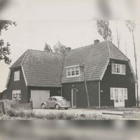 Grotendeels houten woonhuis dat in de buurt van de Waijensedijk stond aan het Houtensepad 200 in 1966. Bron: Regionaal Archief Zuid-Utrecht (RAZU), 353.