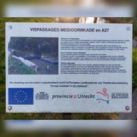 Uitlegbord van het Hoogheemraadschap De Stichtse Rijnlanden bij de Vispassages Meidoornkade en A27, nabij het Heerlijkheidspad in maart 2022. Foto: Sander van Scherpenzeel.