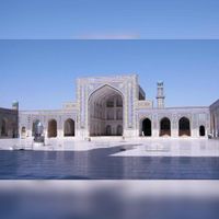 De Vrijdagmoskee van Herat, grotendeels bedekt met lapis lazuli. Bron: Wikipedia.nl