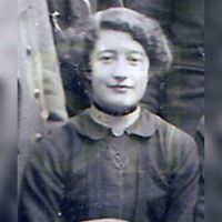 Portret van jkvr. Lucie Adèle Cornélie Marie Serraris in 1915. Bron: Het Utrechts Archief, catalogusnummer: 601684.