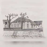 Gezicht op de voor- en zijgevel van een boerderij, met een rieten kap en bijgebouwen, aan de Provincialeweg te Schalkwijk in 1985. Getekend door L.M.J. de Keijzer. Bron: RAZU, 353.