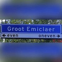 Straatnaambord 'Groot Emiclaer' in Amersfoort in augustus 2023. Foto: Sander van Scherpenzeel.