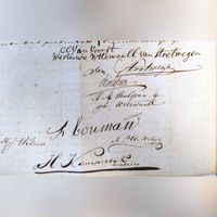 Fragment van akte van 21 augustus 1812 ten overstaande van de Utrechtse notaris Mr. Hendrik Kamperdijk waarbij de weduwe van Ferdinand Wttewaall van Stoetwegen (geb. Van Voorst) boerderij Atteveld voor f. 12.600,- gulden aan de familie Bouwman verkocht. Einde van akte met handtekeningen. Bron: HUA, 34-4.